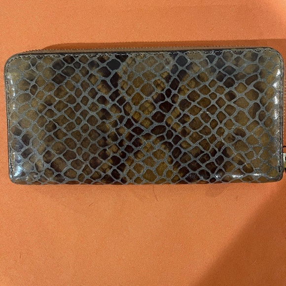 Michael Kors Brown and Black Snake Print Wallet NWOT - Picture 4 of 10